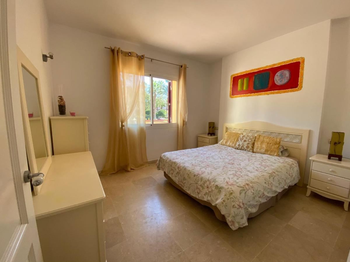 Apartamento Con Piscina ,Playa Con Vistas Panoramicas En La Marina De Sotogrande San Roque  Εξωτερικό φωτογραφία