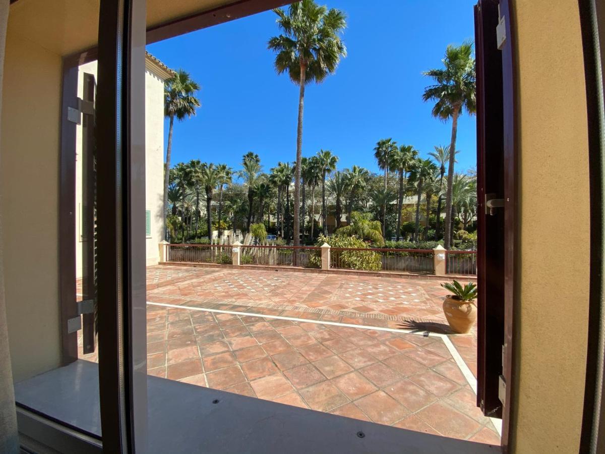 Apartamento Con Piscina ,Playa Con Vistas Panoramicas En La Marina De Sotogrande San Roque  Εξωτερικό φωτογραφία