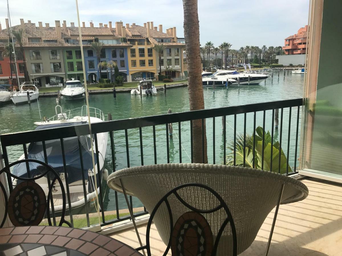 Apartamento Con Piscina ,Playa Con Vistas Panoramicas En La Marina De Sotogrande San Roque  Εξωτερικό φωτογραφία